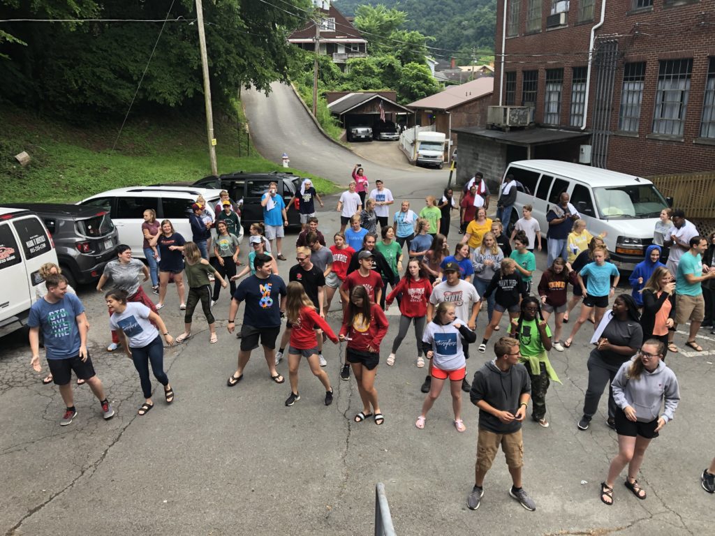 Healthy Mission Trips for Teens