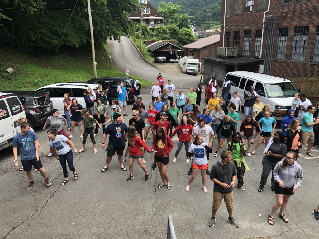 youth mission trip group